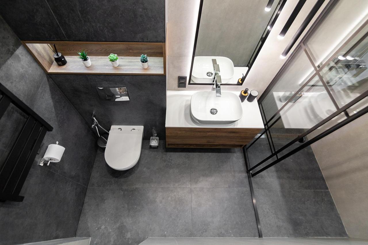 לבוב Dream Apartament On Drahomanova Street מראה חיצוני תמונה