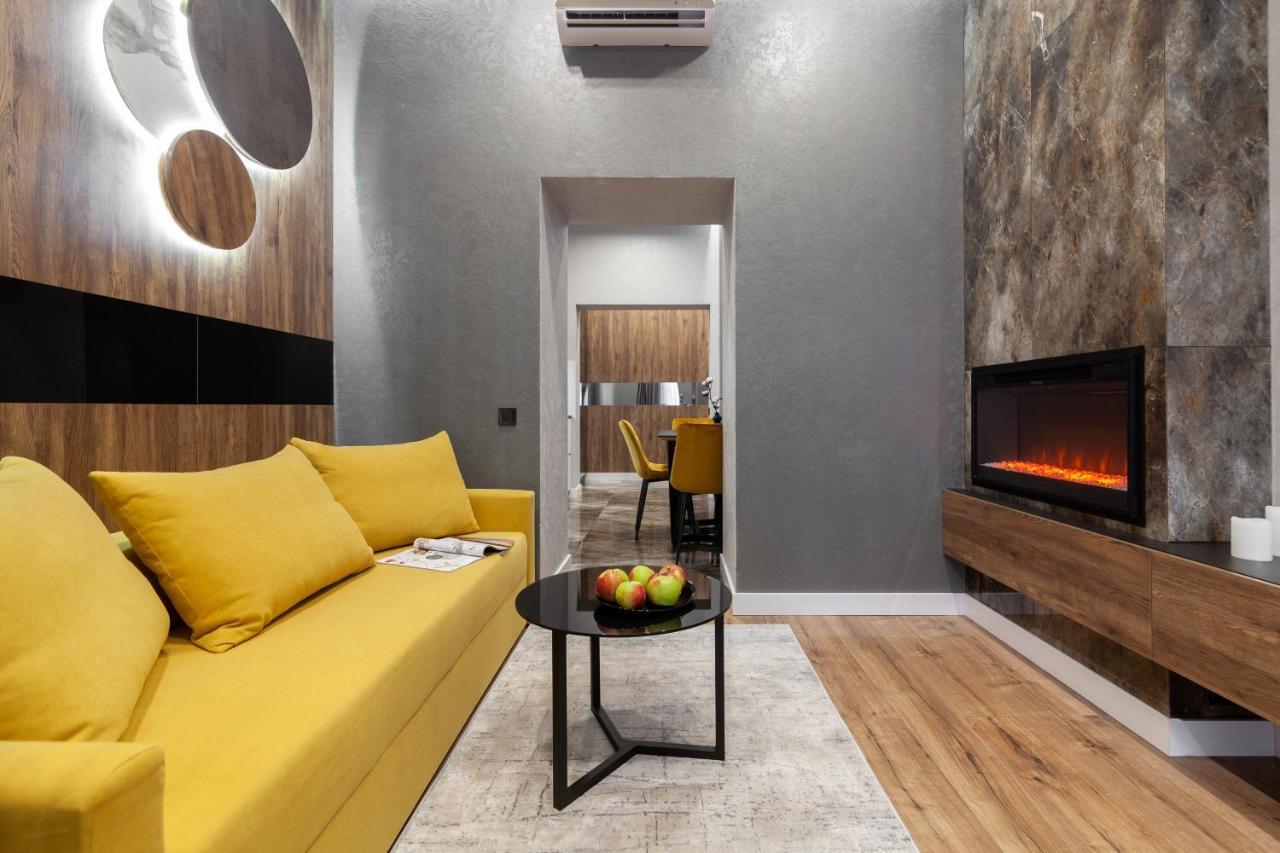 לבוב Dream Apartament On Drahomanova Street מראה חיצוני תמונה