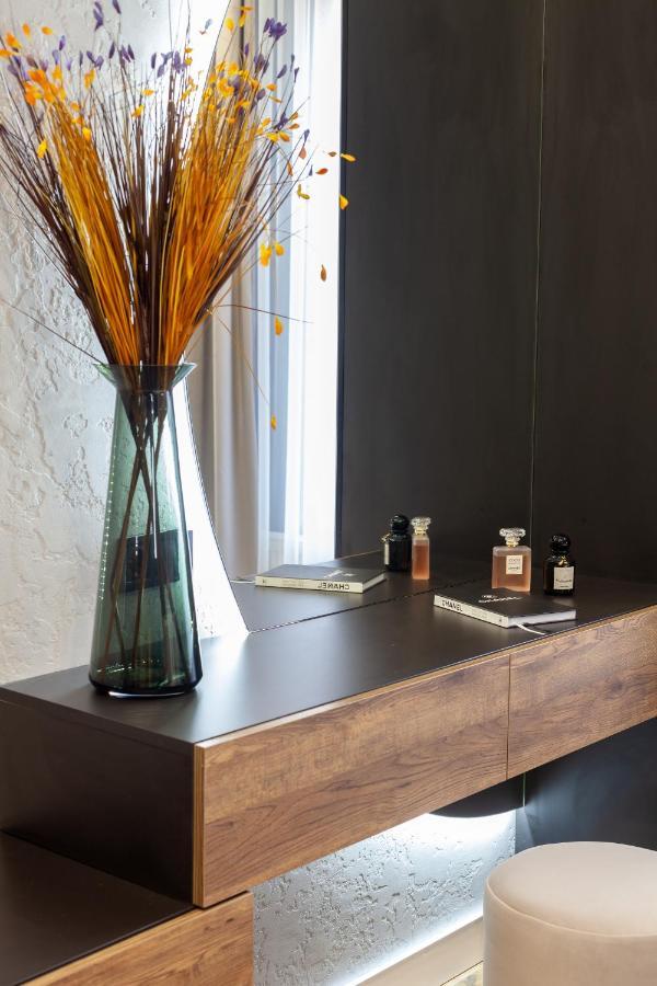 לבוב Dream Apartament On Drahomanova Street מראה חיצוני תמונה