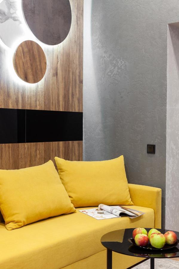 לבוב Dream Apartament On Drahomanova Street מראה חיצוני תמונה