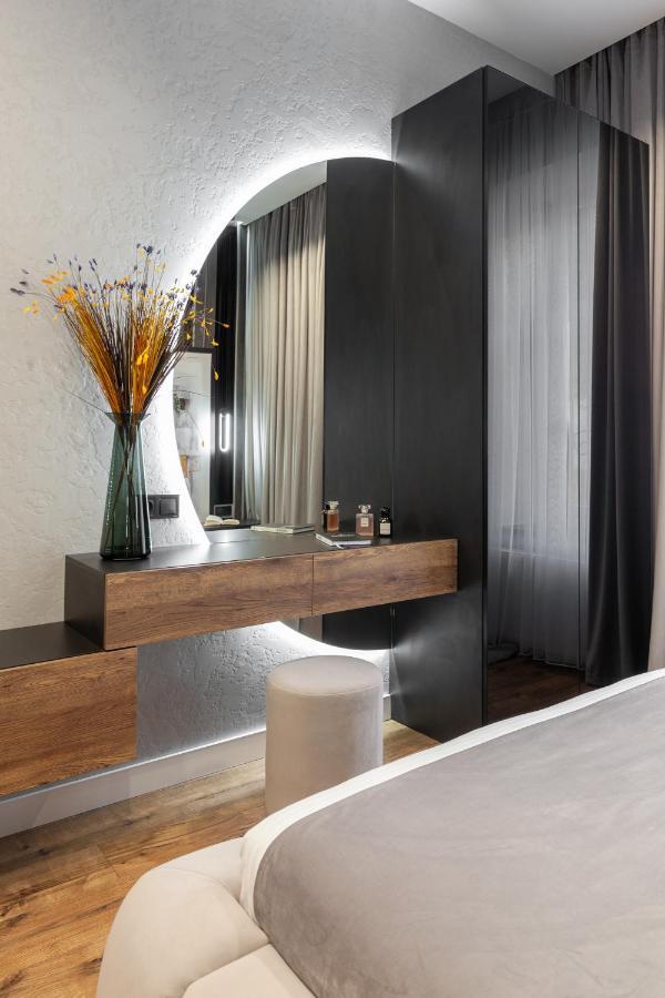 לבוב Dream Apartament On Drahomanova Street מראה חיצוני תמונה