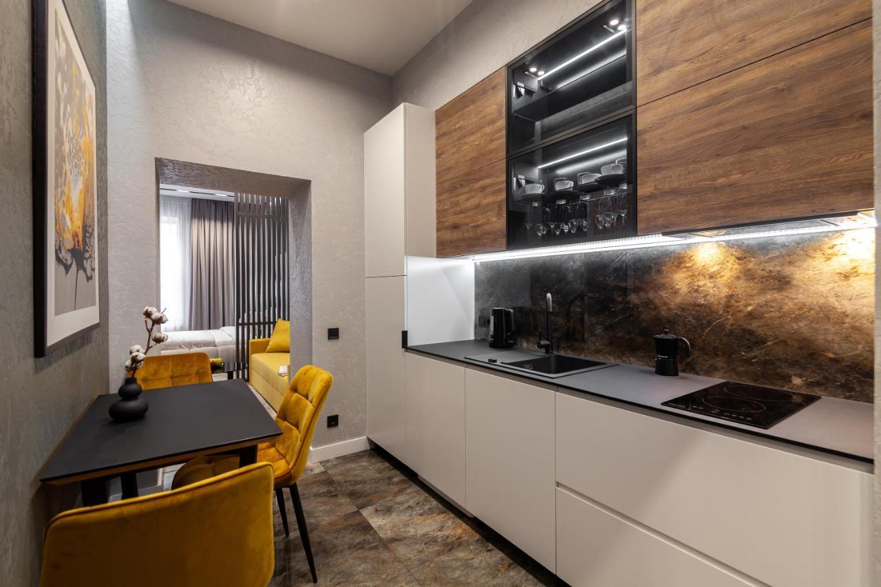 לבוב Dream Apartament On Drahomanova Street מראה חיצוני תמונה
